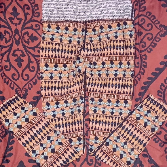 Like new Volcom leggings size small - Picture 4 of 5